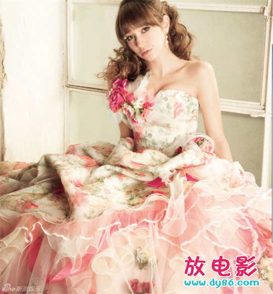 日本名模藤井莉娜种子