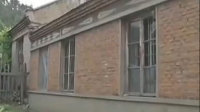 7旬老太疯狂砸窗示爱迅雷下载