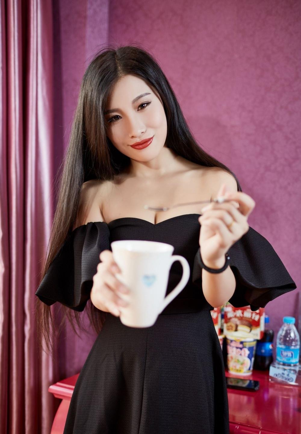 ����Ƭ���߹ۿ�Ƭ���