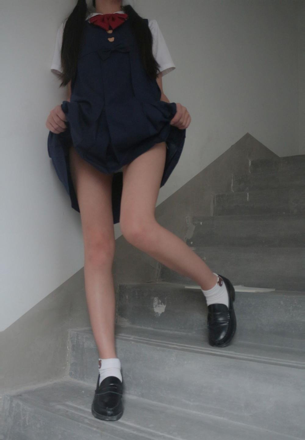 16������Ů��Ѫ