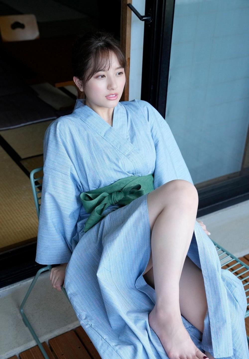 贺朝在谢俞里面塞棒棒糖风波
