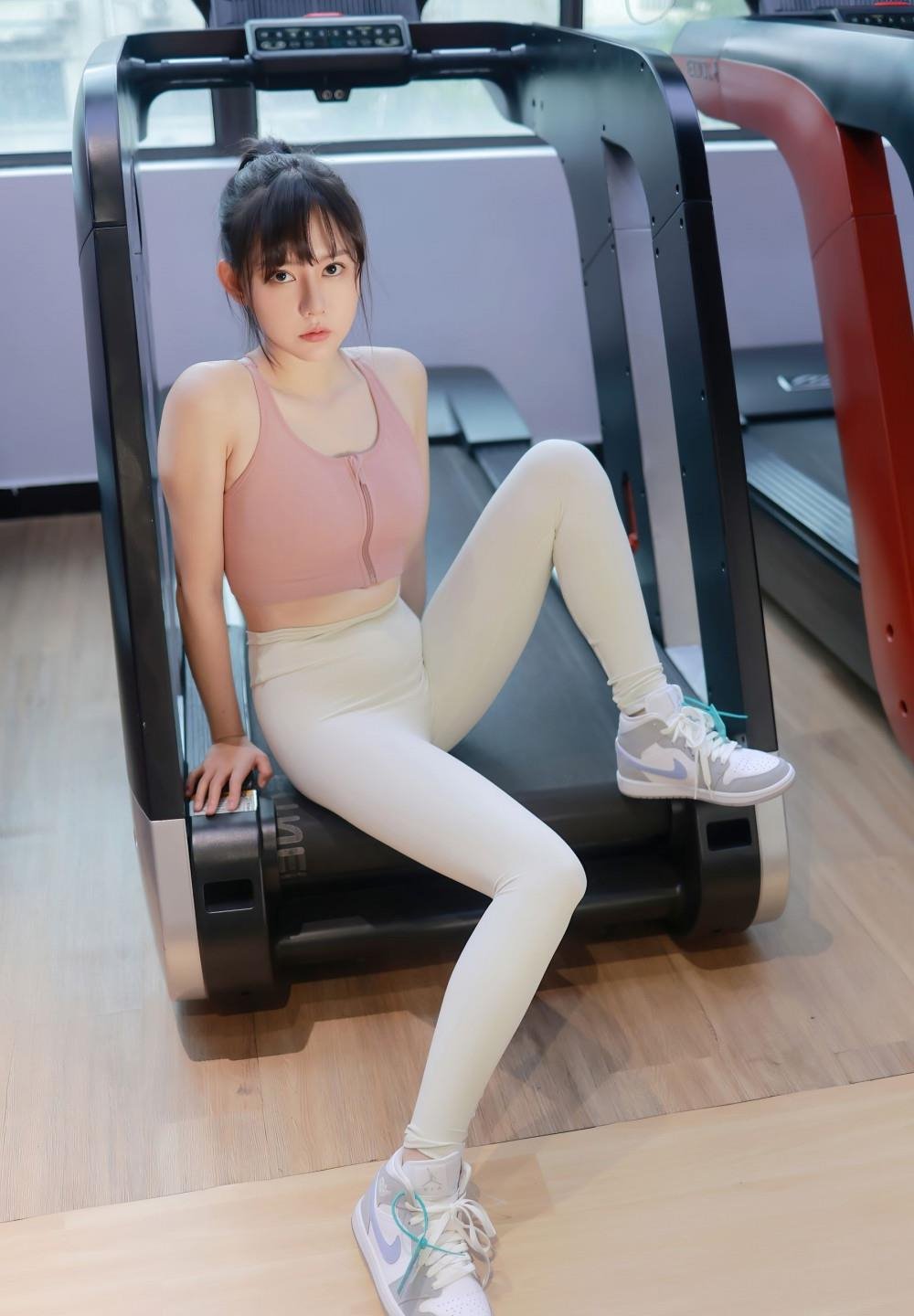 �������뿨3��4��ëëƬ