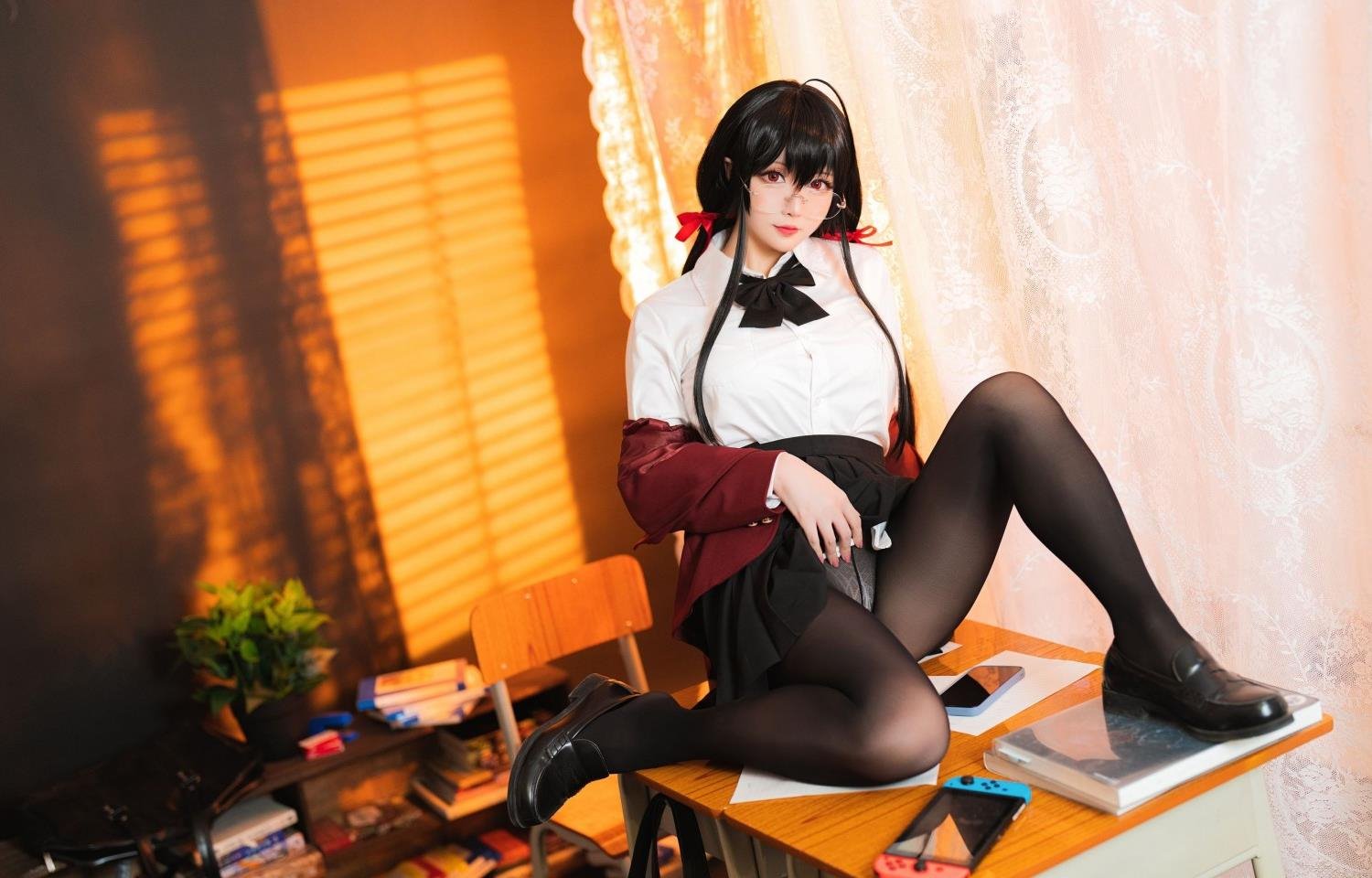 ������Ůչ����