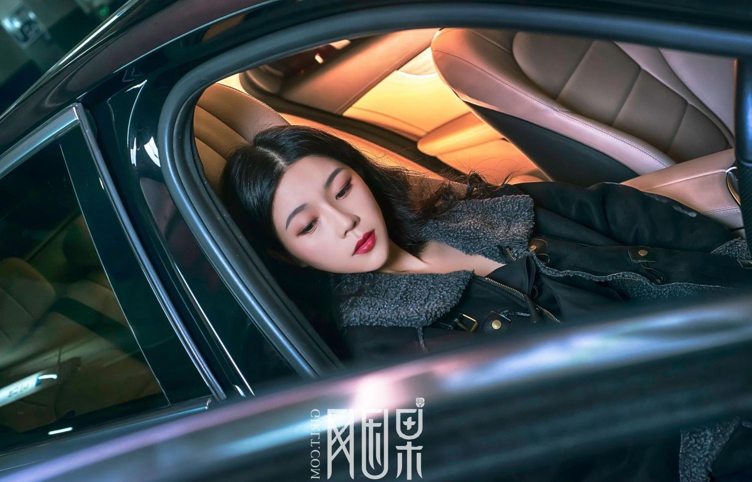 ������ý�¾�������鰬��