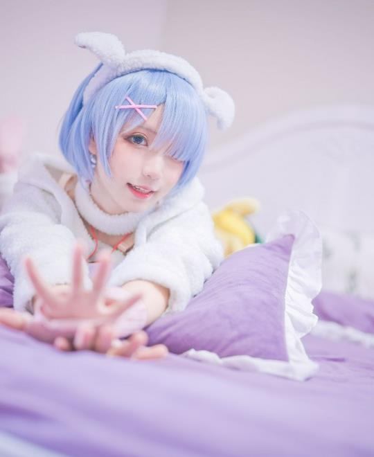 ����app
